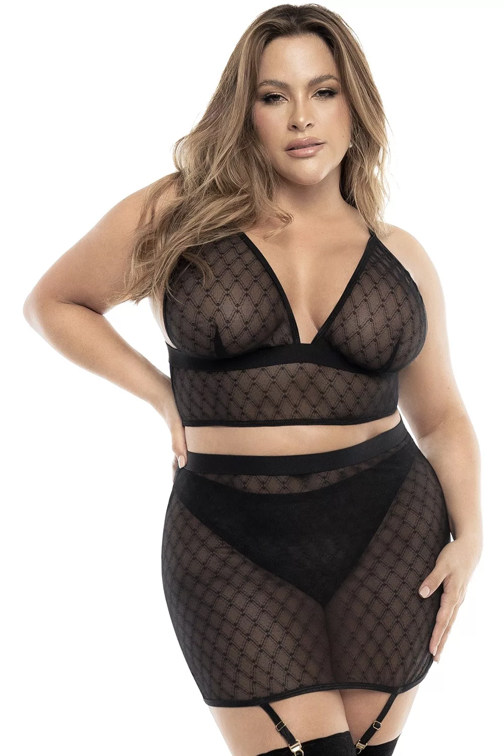 Soutien-gorge, string et jupe, grande taille, résille noire
