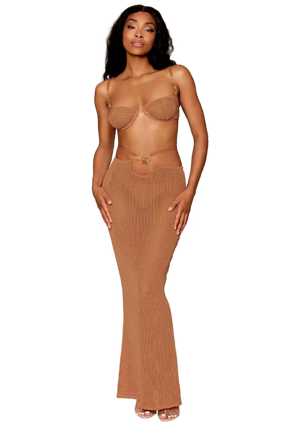 Jupe longue et soutien-gorge avec chaine doré